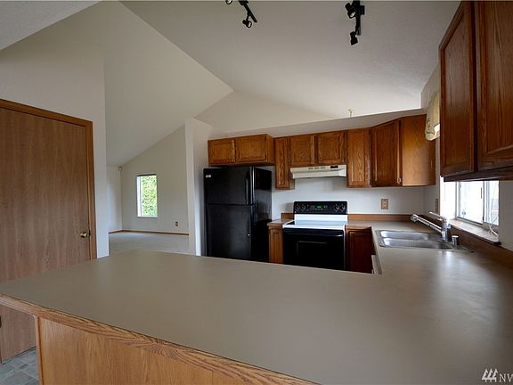 4th image of 3425 Windwood Pl NE