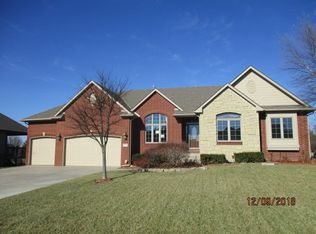 1937 N Peckham Ct, Wichita, KS 67230