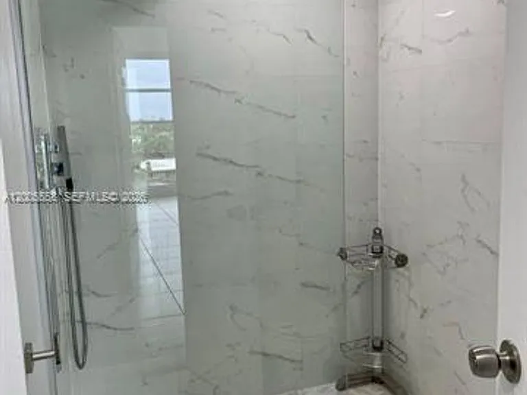 9800 W Bay Harbor Dr #603 — Photo 21