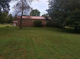 21 Wilkes Rd, Fayetteville, TN 37334