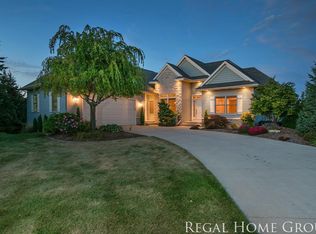 1437 Northlake Ct, Hudsonville, MI