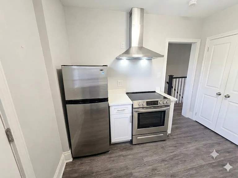 383 Cumberland Ave #3 — Photo 3