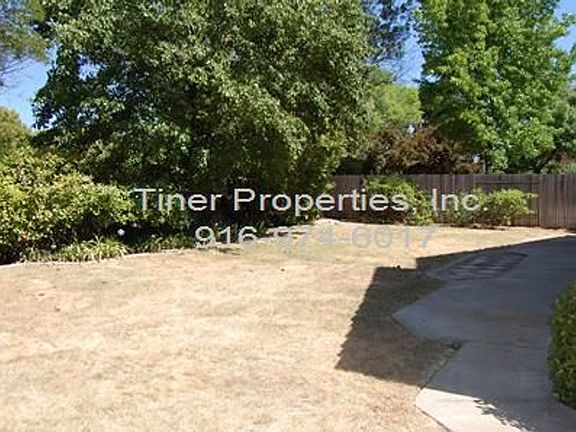 4th image of 1504 Blue Ln