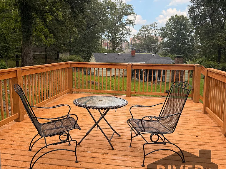 721 W Lelia St — Photo 24