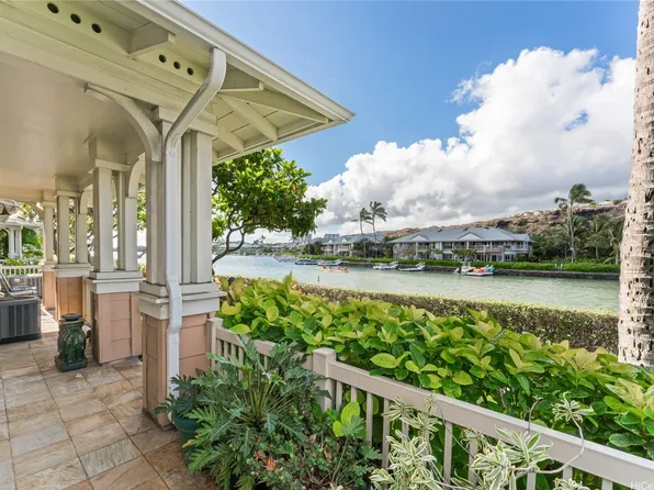 520 Lunalilo Home Rd #V1408, Honolulu, HI 96825