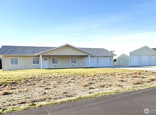 5 Red Apple Dr, Omak, WA 98841