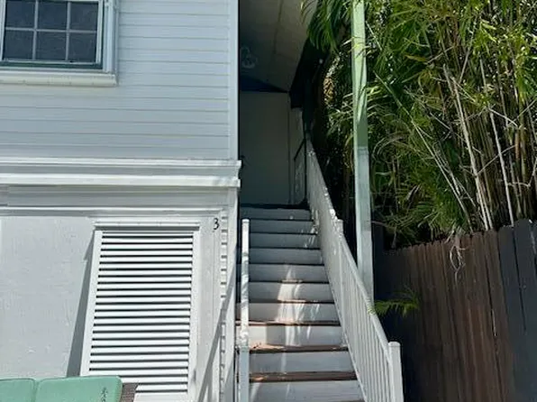 727 Penn St #3, West Palm Beach, FL 33401