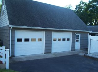 34 2nd St, Manchester, NJ 08759