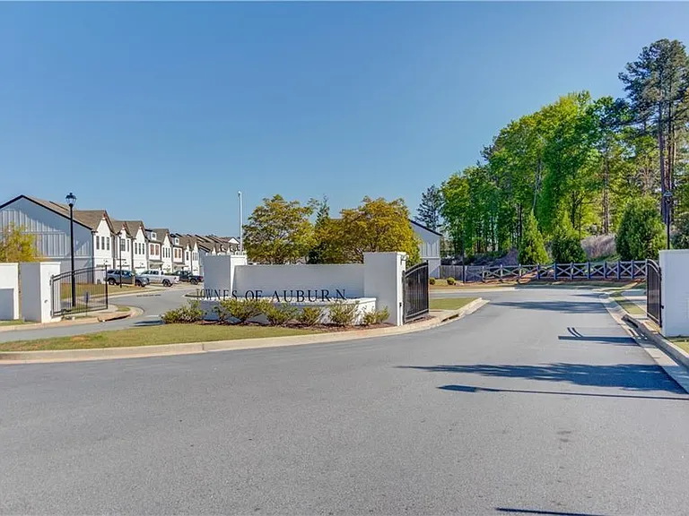 153 Auburn Valley Way — Photo 31