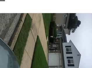 9875 Bridle Rd, Philadelphia, PA 19115