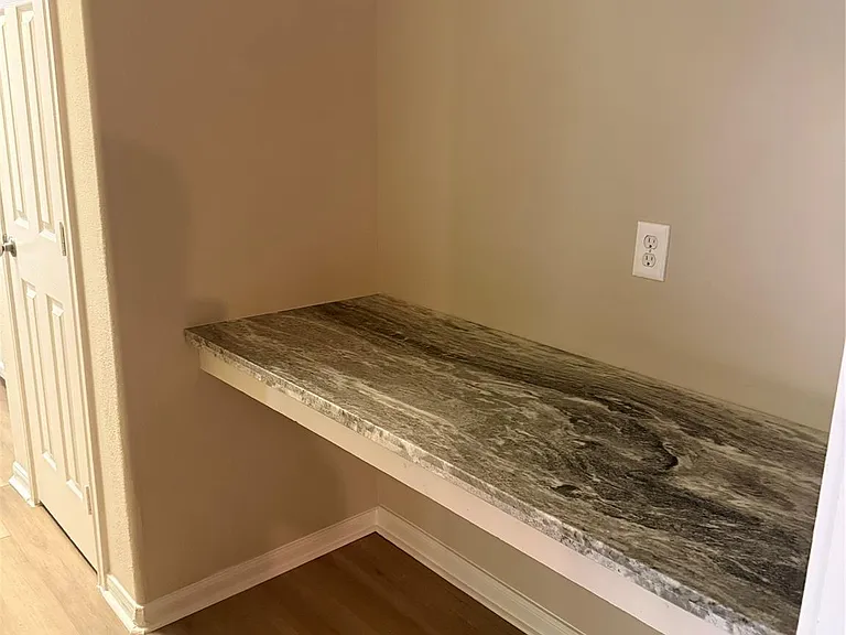 174 E Sunset Dr — Photo 13