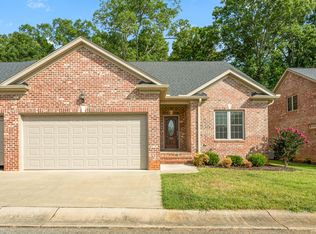 924 Arrowhead Ln, Mebane, NC 27302