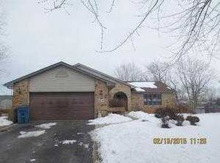 2505 Hickory Dr, Dyer, IN 46311