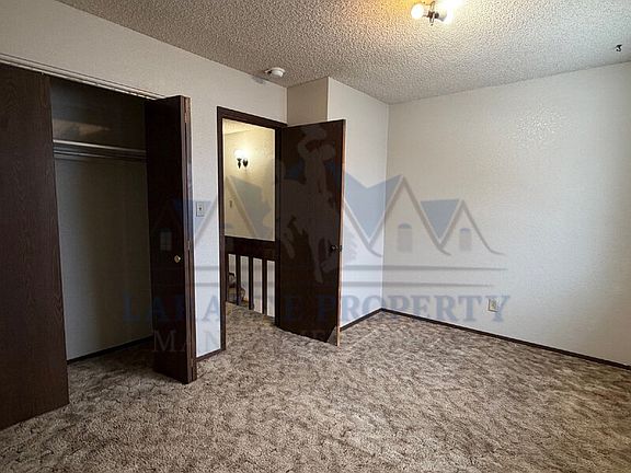 4th image of 808 E Canby St