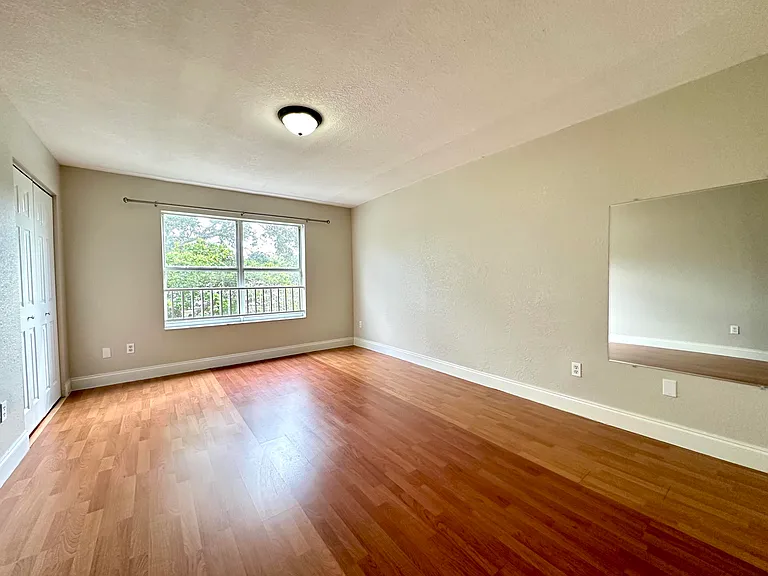 5560 NW 61st St #713 — Photo 8