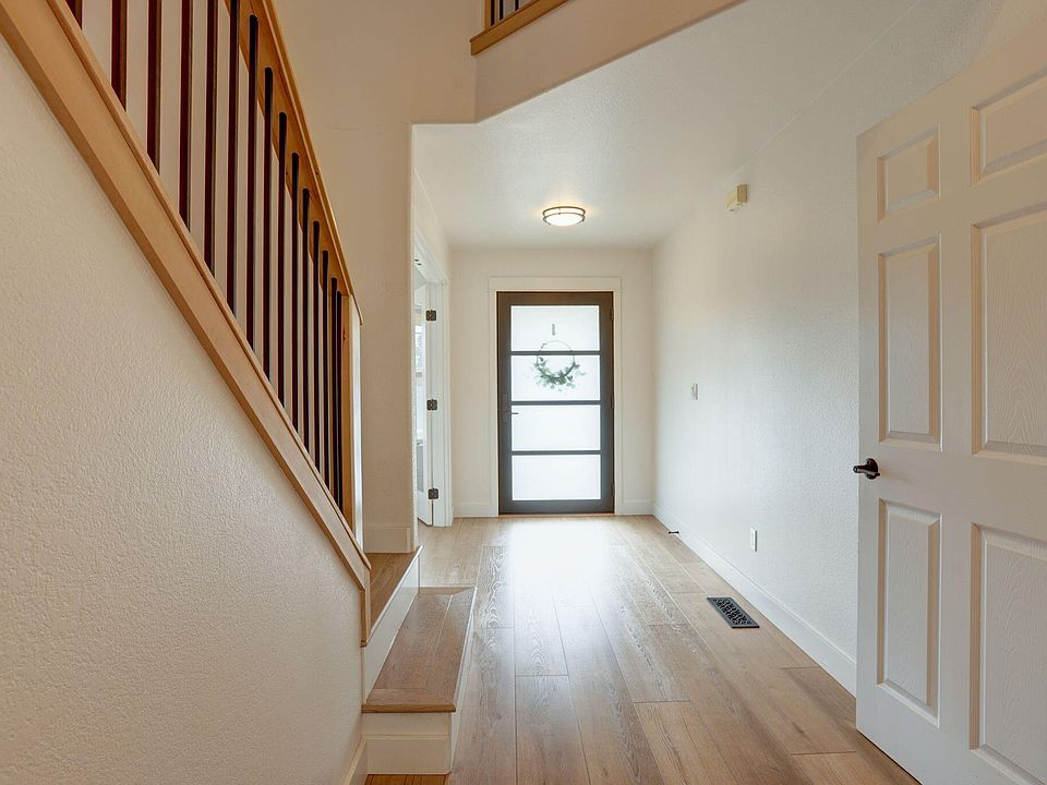 63060 Campion Pl, Bend, OR 97701 Zillow