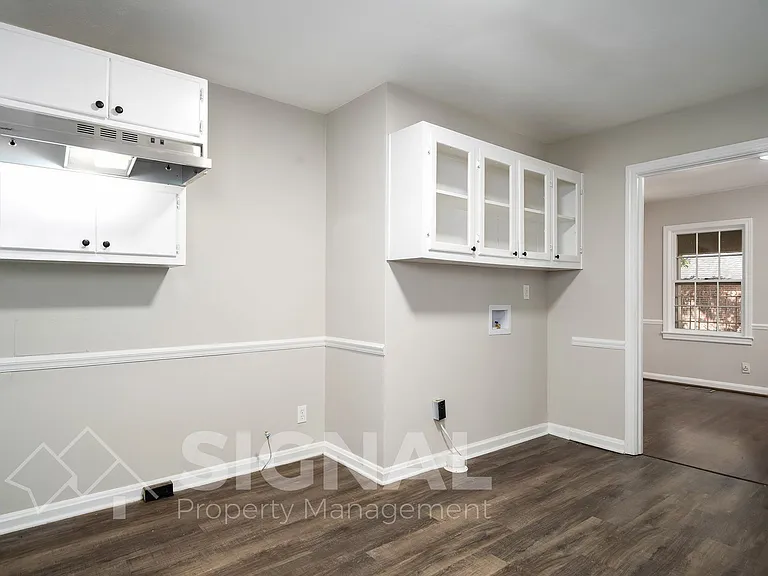 736 Martinwood Rd — Photo 14
