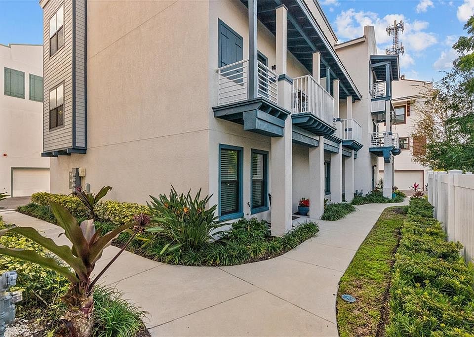 1st image of 946 Highland Ave APT 27