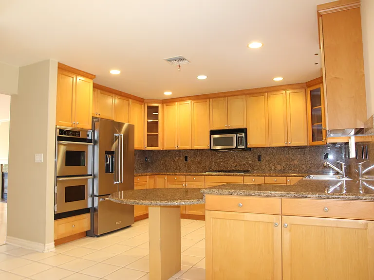 11871 Iowa Ave #104 — Photo 15