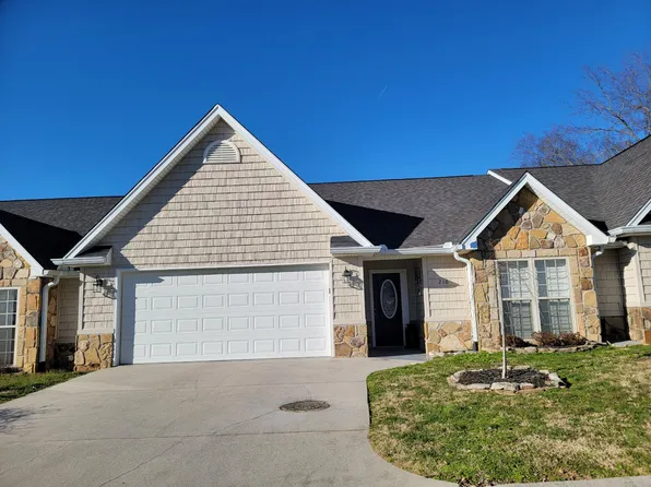 214 Michaels Ct, Maryville, TN 37803