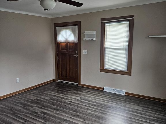 5th image of 5019 Selma St