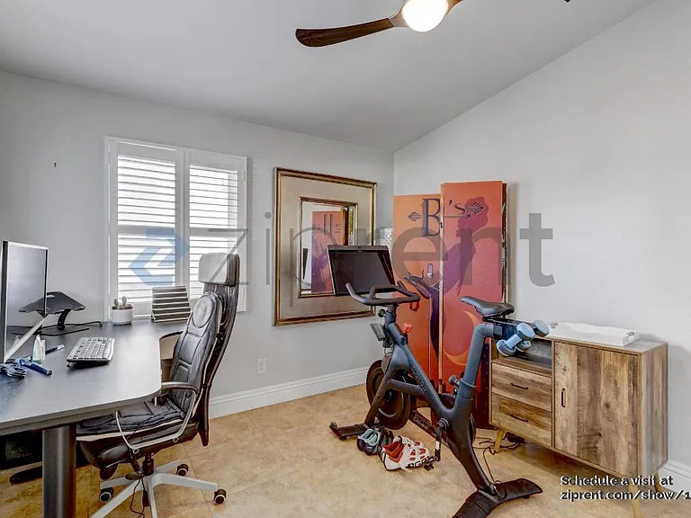 2975 Webster Ave — Photo 14