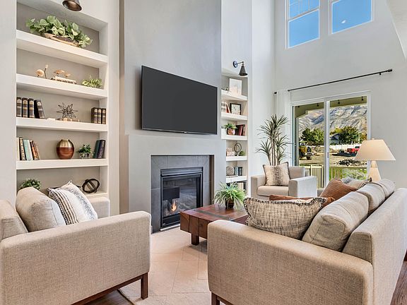 4th image of 549 N Hawks Rise Ln