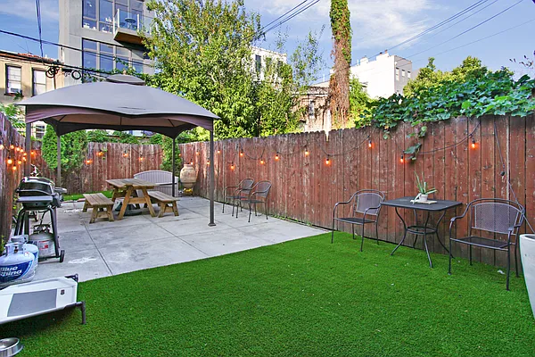 Rented by Corcoran | media 4