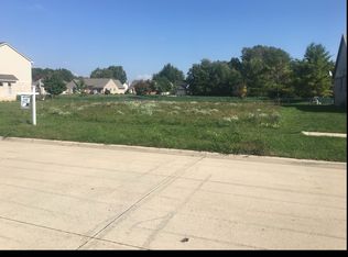 8961 Continental Dr, Taylor, MI 48180