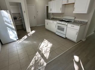 105 Ivy St FLOOR 1, New Haven, CT 06511