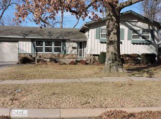 2118 W Columbine Ln, Wichita, KS 67204