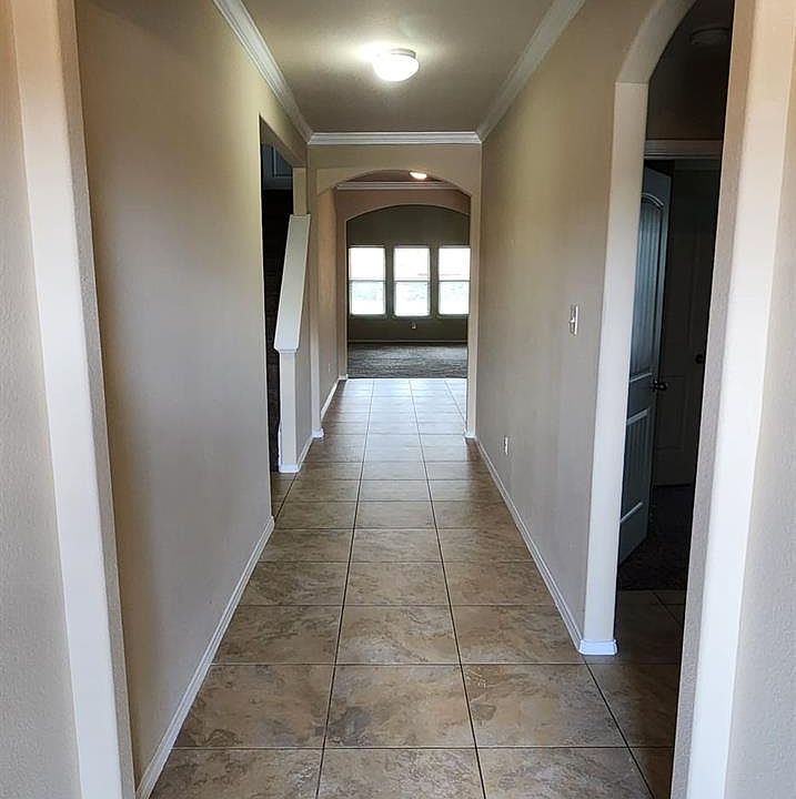 1st image of 1209 Nocona Dr