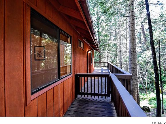 3rd image of 3282 Pine Lake Dr