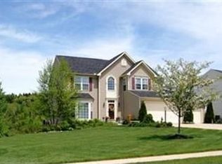 4617 Creek Run Dr, Akron, OH 44321
