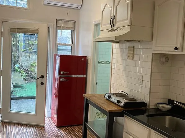 1182 Summit Ave #101, Jersey City, NJ 07307