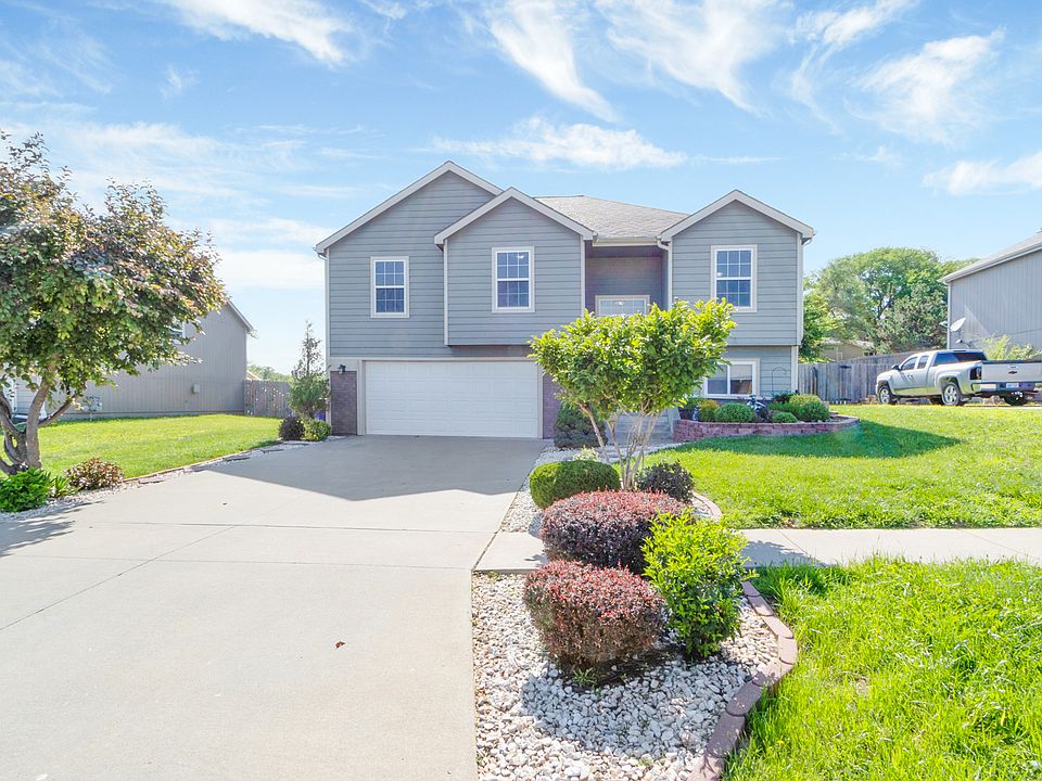 1st image of 930 Kadence Ln