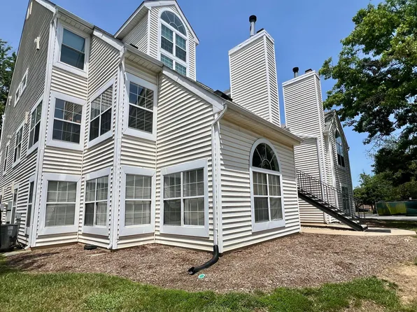 14107 Bowsprit Ln APT 105, Laurel, MD 20707