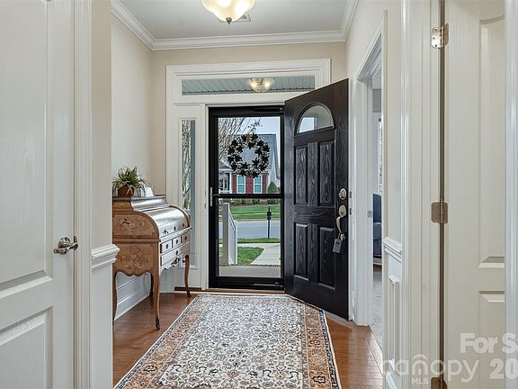 3rd image of 11723 Meetinghouse Dr