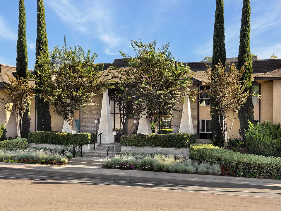 The Oaks Apartments