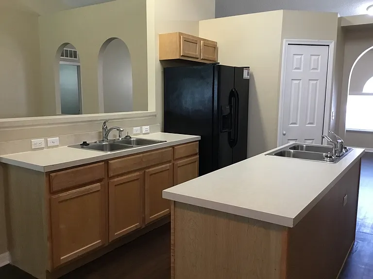11932 Chester Creek Rd — Photo 3