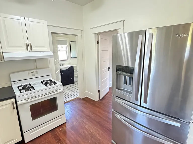 4837 Schuyler Ave — Photo 12