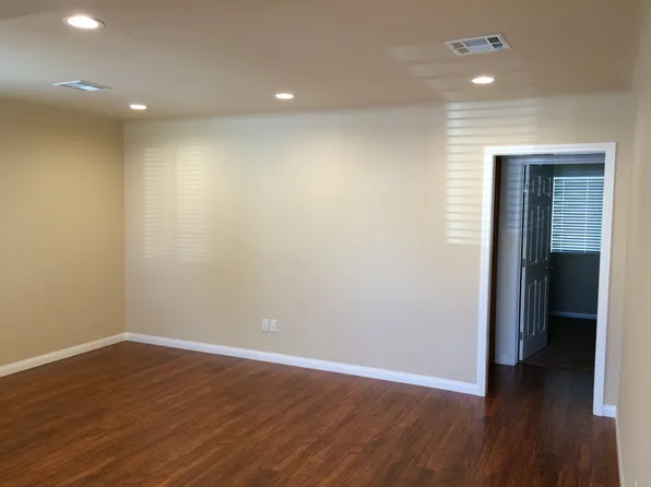 6136 Coldbrook Ave, Lakewood, CA 90713