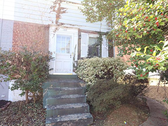 2nd image of 166 Elmira St SW