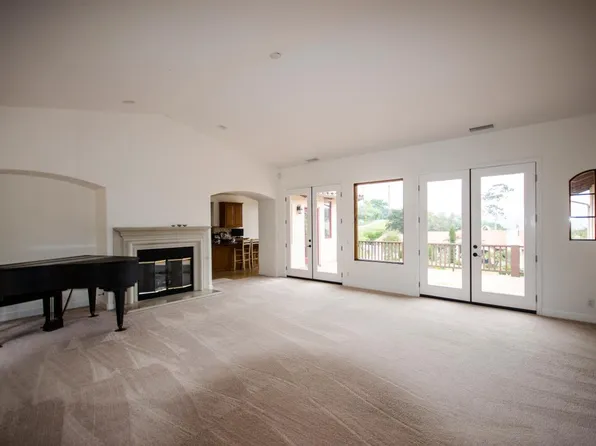 1215 Miracanon Dr, Santa Barbara, CA 93109