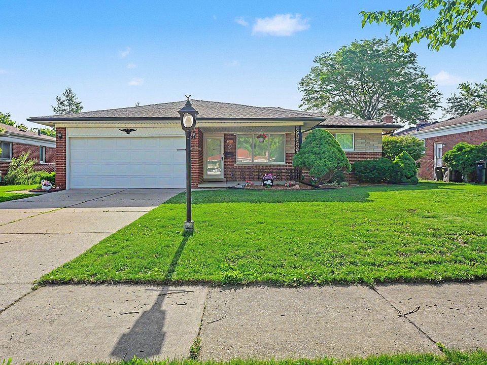 1st image of 33316 Mina Dr