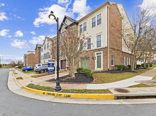 573 Dandelion Ter SE, Leesburg, VA 20175