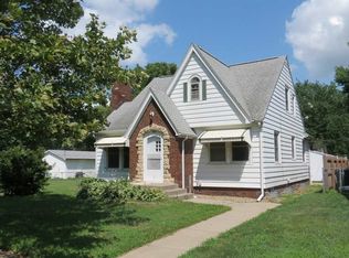 1803 2nd St SW, Cedar Rapids, IA 52404