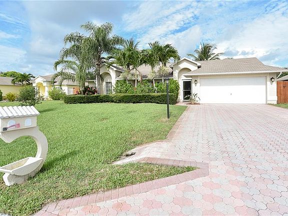 3rd image of 2064 NE Christopher Ct