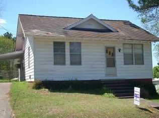 215 Piedmont St, Roanoke, AL 36274