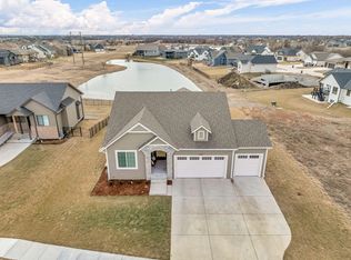 6909 E Pheasant Ridge St, Wichita, KS 67226